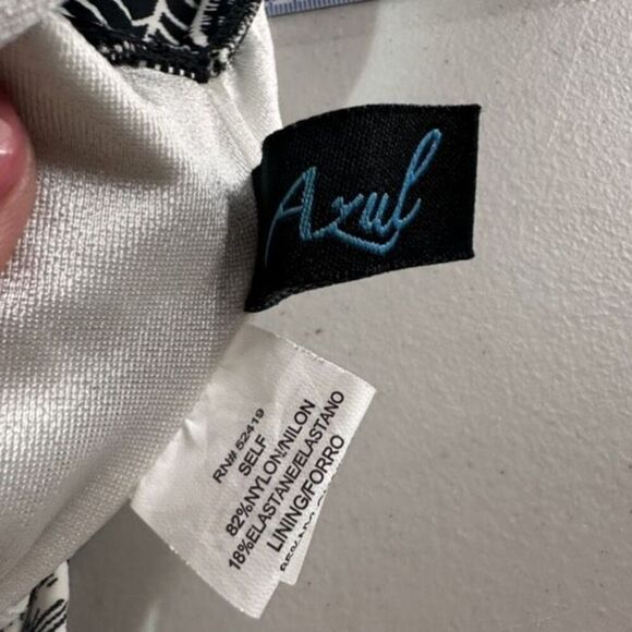 Azul by Maxine Of Hollywood Women's Skirted‎ Swim Dress One Piece Black White 8 - Picture 9 of 13